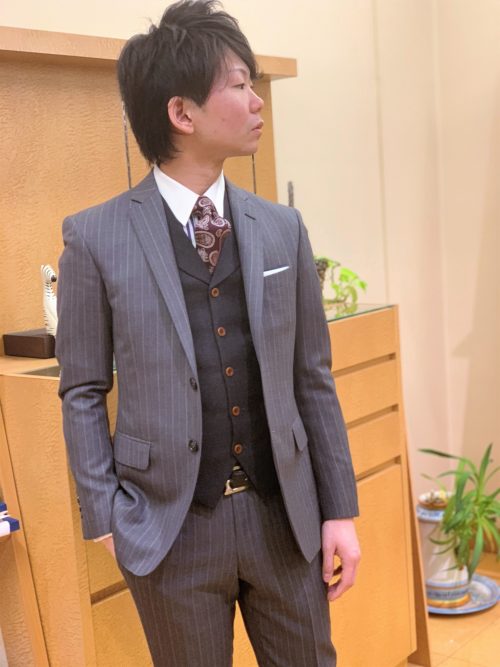 スリーピーススーツの強みとオッドベスト オーダースーツは完全国内縫製のhanabishi ハナビシ