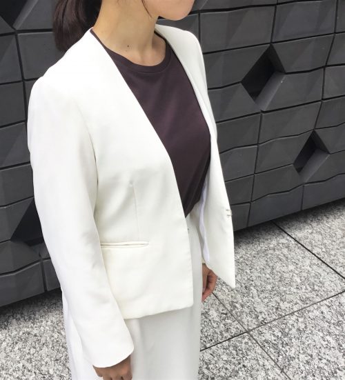 ホワイト レディーススーツ オーダースーツは完全国内縫製のhanabishi ハナビシ