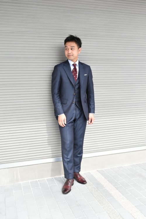 x93 【Ｂ体型】オーダースーツ ★MERINO CLUB★ L～ＬＬ相当 W97(2) グレー ３シーズン 中古 第５弾2023年新作春夏オーダースーツ｜日本橋店のスタッフ