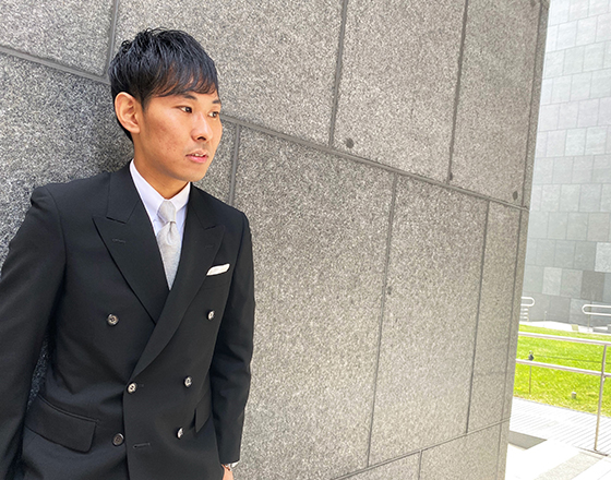 ダブルブレストのフォーマルスーツ | オーダースーツは完全国内