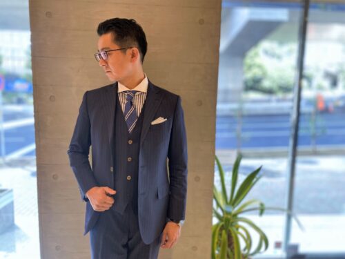 イタリア生地で仕立てるスリーピーススーツ オーダースーツは完全国内縫製のhanabishi ハナビシ