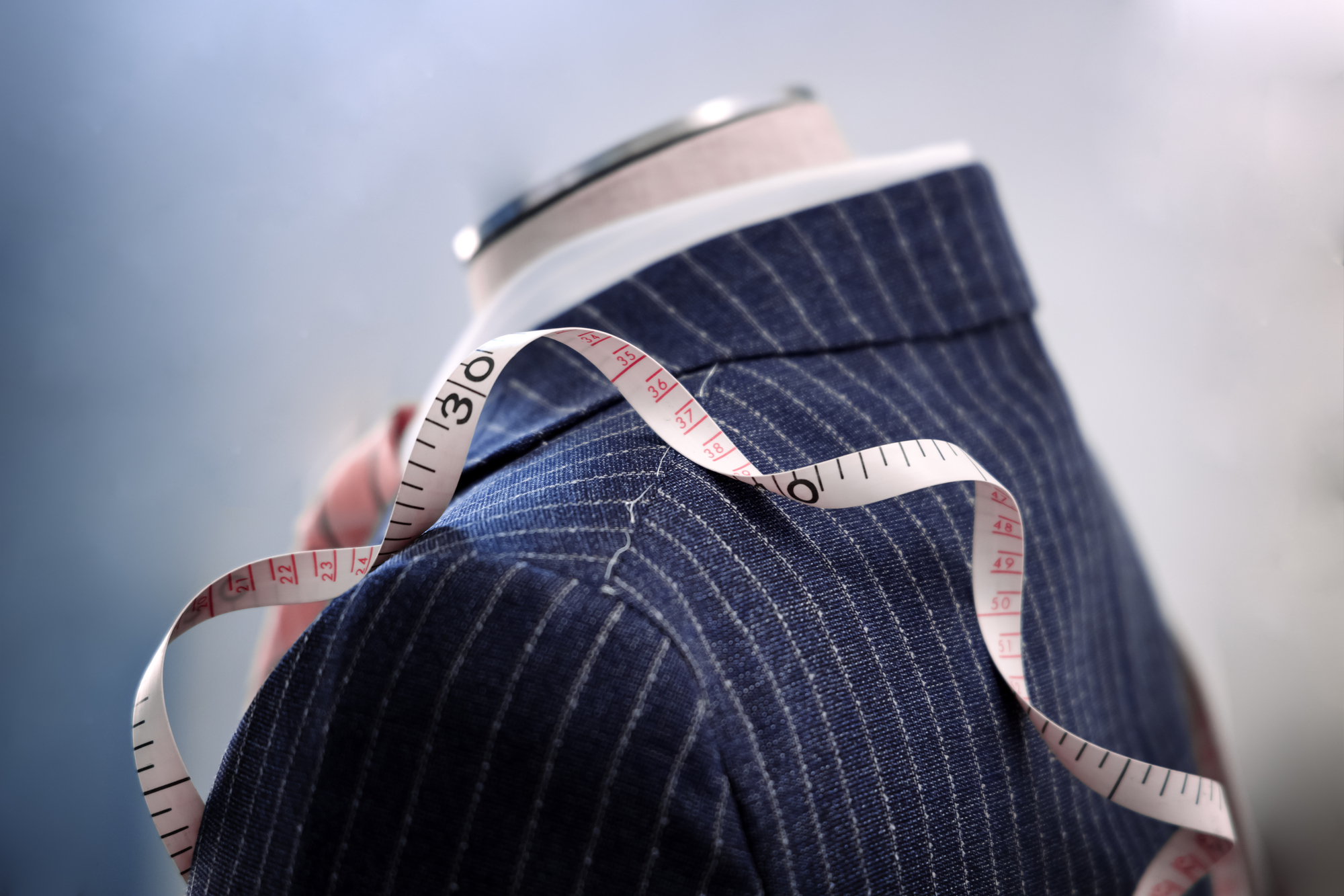 オーダースーツのプレゼントはギフト券で！彼氏やパートナーに贈る際の相場も紹介